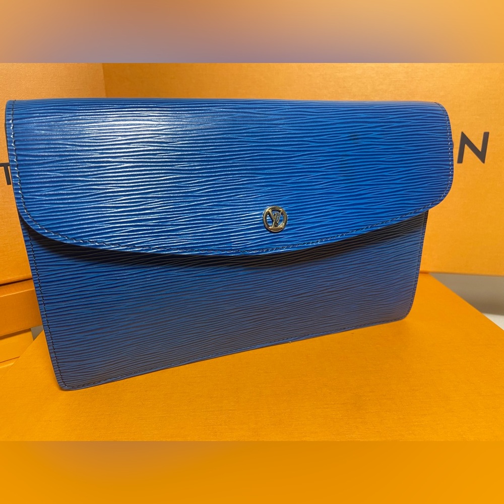 Louis Vuitton Epi Montaigne 27 Clutch Bag Vibrant Blue